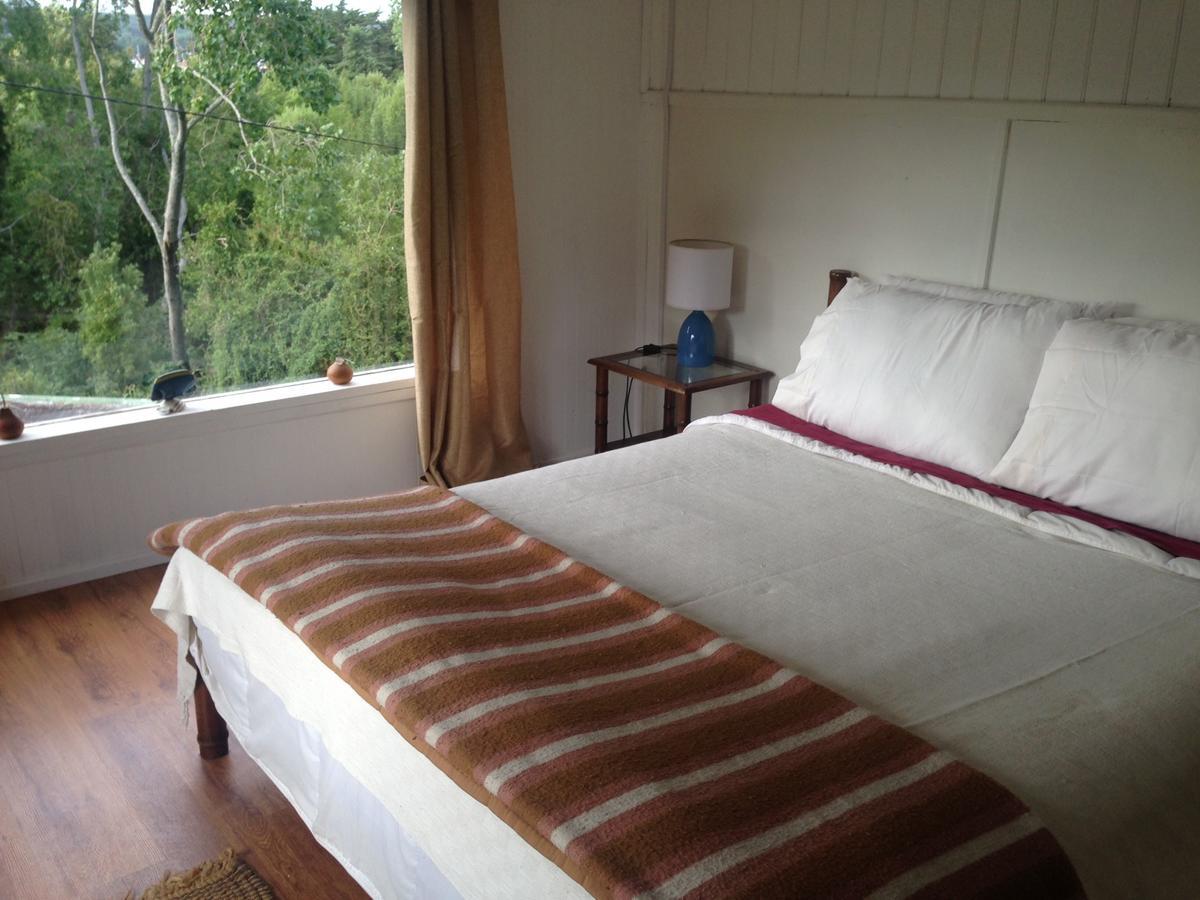Bed and breakfast Casa Roja Isla Tenglo *